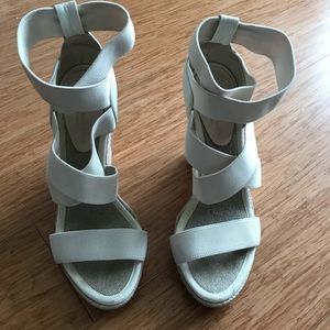 Size 38.5 Club Monaco Harper Wedge Espadrilles